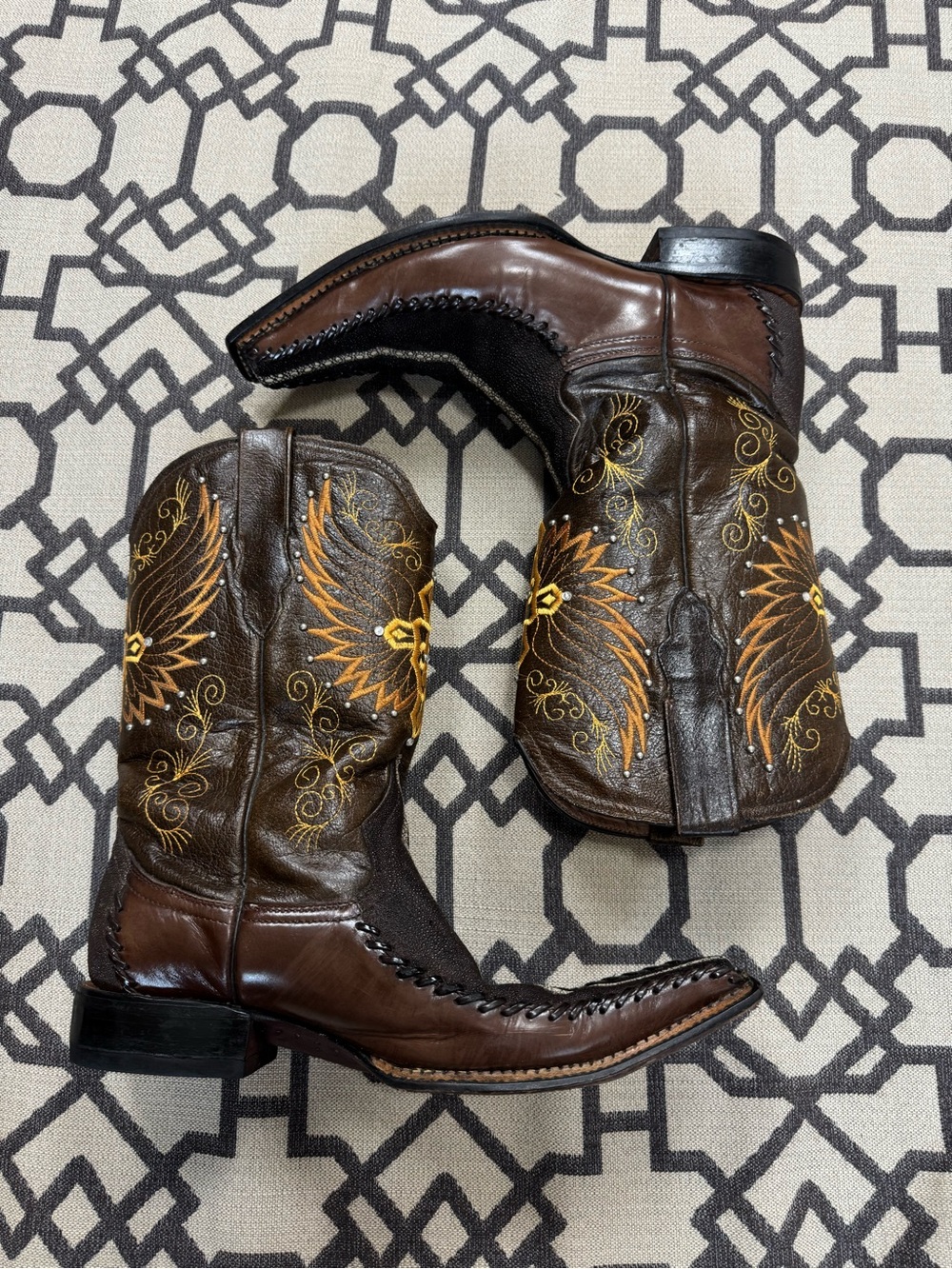 El General Genuine Stingray Embroidered Rhinestone Stud Cowboy Boots Men’s 9.5 - Picture 7 of 14